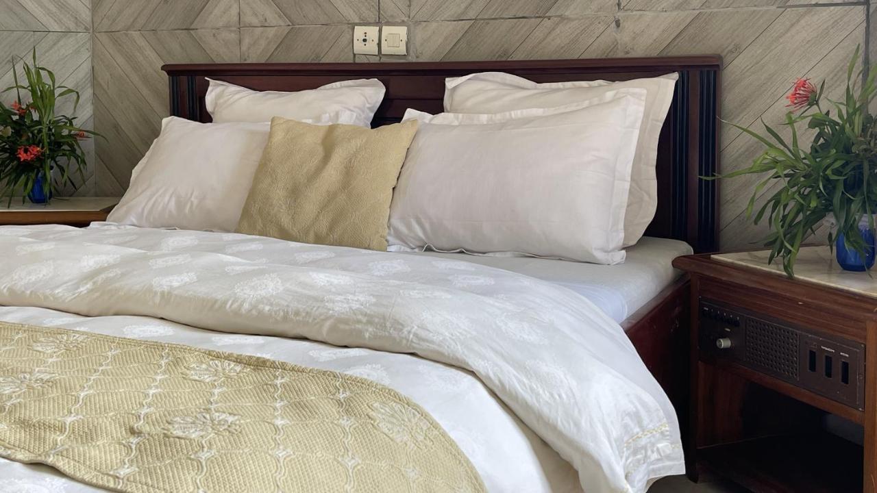 Hotel Les Polygones Kribi Bagian luar foto